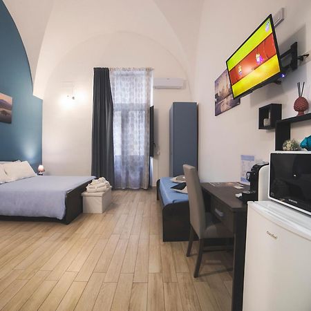 La Vie Fuille Bed And Breakfast 리포스토 외부 사진